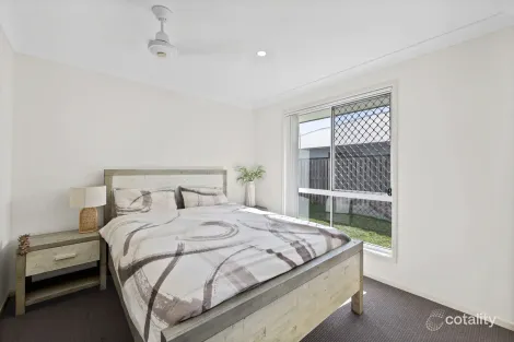 Property photo of 44 Newport Parade Blacks Beach QLD 4740