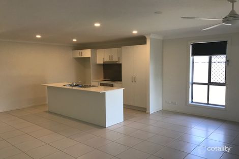 Property photo of 83 Seaside Boulevard Fern Bay NSW 2295