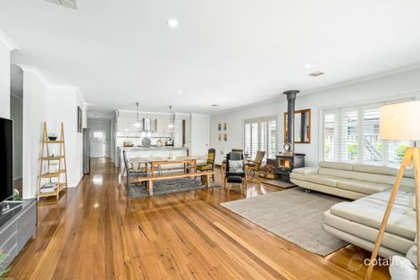 Property photo of 44 Castlemaine Drive Eynesbury VIC 3338