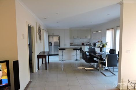 Property photo of 1/18 Riverview Crescent Eumemmerring VIC 3177