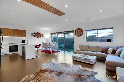 Property photo of 41 Dahlia Crescent Mickleham VIC 3064