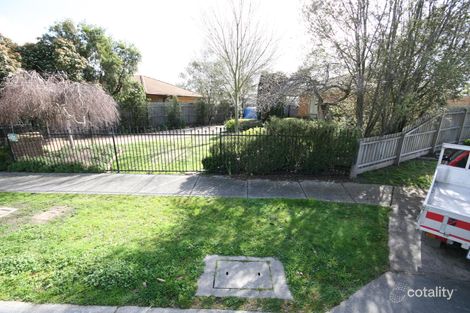 Property photo of 10 Babinda Court Rowville VIC 3178