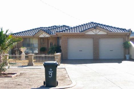 9 Nelson Ave, Altona Meadows, VIC 3028