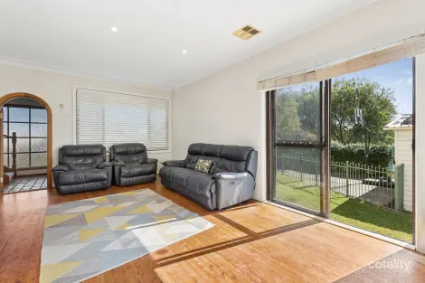 Property photo of 43 Spur Crescent Loftus NSW 2232