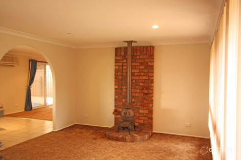 Property photo of 1 Mona Vale Place Woodbine NSW 2560