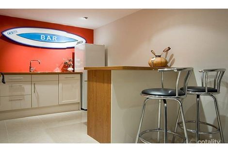 Property photo of 6 Hoy Street Broadbeach Waters QLD 4218