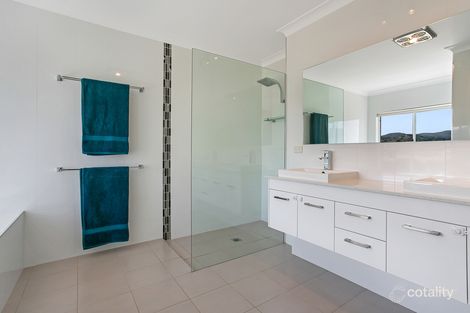Property photo of 2 Woodswallow Close Moore Creek NSW 2340