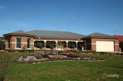 10 Glenton Ct, Gisborne, VIC 3437