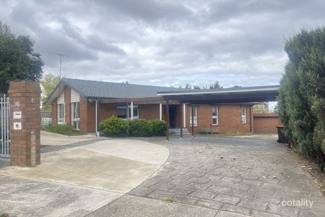 Property photo of 30 Charles Green Avenue Endeavour Hills VIC 3802