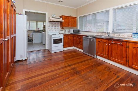 Property photo of 20 Steele Street Holland Park QLD 4121