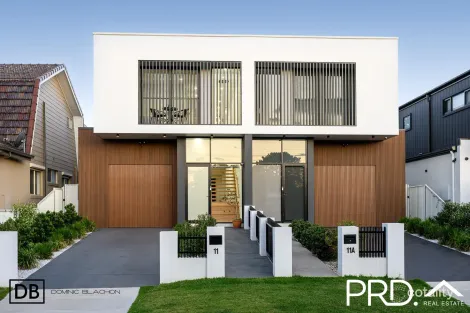 Property photo of 11 Baldi Avenue Panania NSW 2213