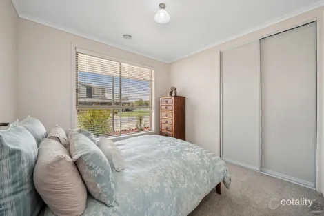 Property photo of 1 Maple Crescent Numurkah VIC 3636