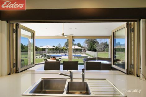 Property photo of 2 McLeish Court West Wodonga VIC 3690