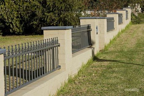 Property photo of 114 Wombat Street Young NSW 2594