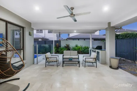 Property photo of 34 Cyan Street Helensvale QLD 4212