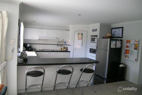 Property photo of 10 Airedale Way Rowville VIC 3178