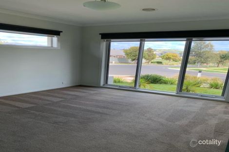 Property photo of 25 Lomandra Avenue Maddingley VIC 3340