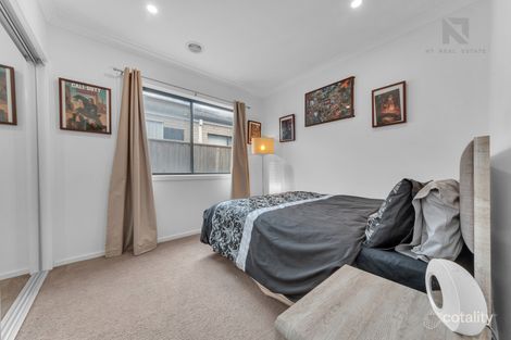 Property photo of 11 Eaglecrest Avenue Fraser Rise VIC 3336