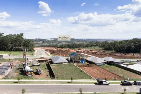 7 Halcyon St, Mount Kynoch, QLD 4350