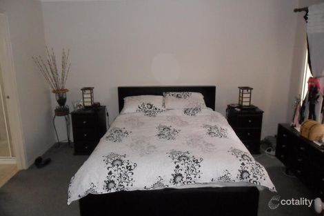 Property photo of 34 Jacaranda Drive Taylors Hill VIC 3037