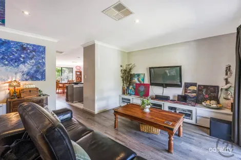 Property photo of 2 Brampton Place Meadow Springs WA 6210