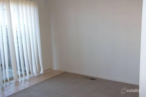 Property photo of 13/5 Piney Ridge Endeavour Hills VIC 3802