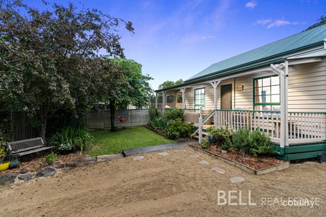 2 Victory Ave, Wandin North, VIC 3139