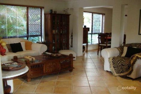 Property photo of 74 Amersham Crescent Carindale QLD 4152