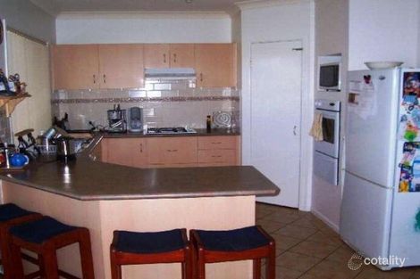 Property photo of 5 Selwyn Grove Horsley NSW 2530