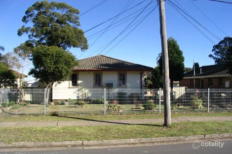 14 Aitape Cres, Whalan, NSW 2770