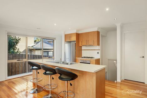 Property photo of 2/24 Boronia Grove Doncaster East VIC 3109