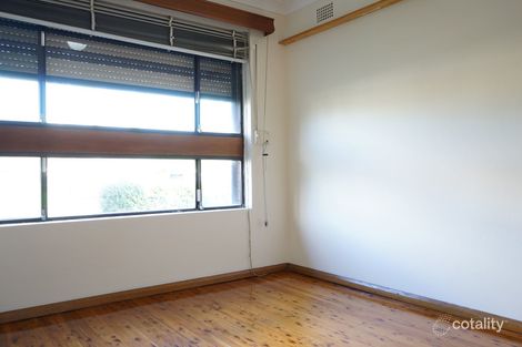 Property photo of 28 Cooyong Crescent Toongabbie NSW 2146