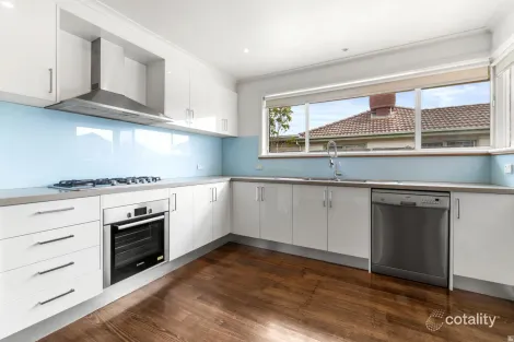 Property photo of 84 Darebin Boulevard Reservoir VIC 3073