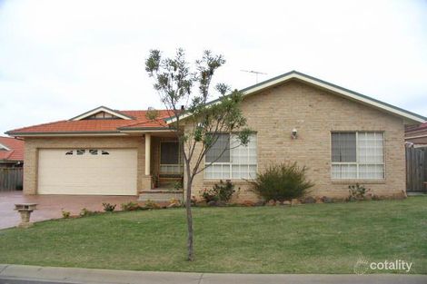 Property photo of 11 St Helens Close West Hoxton NSW 2171