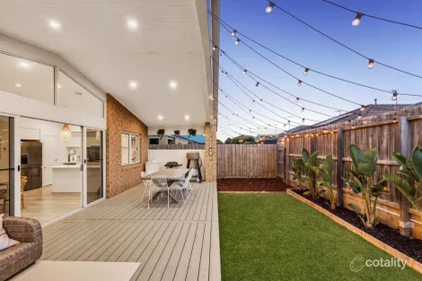 15 Evergreen St, Armstrong Creek, VIC 3217