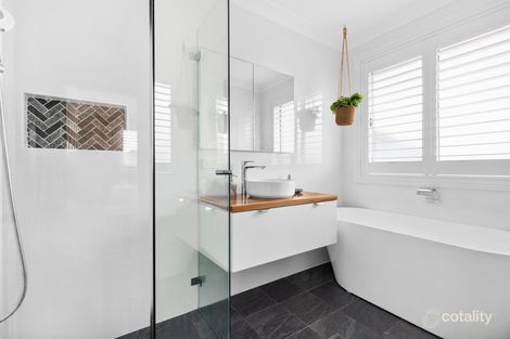 Property photo of 7 Streamdale Grove Warriewood NSW 2102