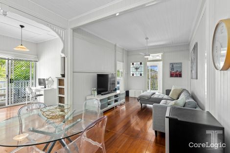 Property photo of 32 Leigh Street Coorparoo QLD 4151