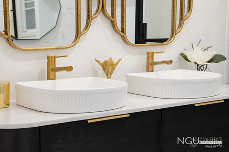 Property photo of 5 Randall Street Newtown QLD 4305