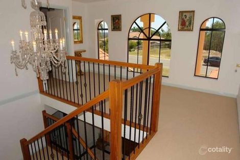 Property photo of 19 Dalby Court Helensvale QLD 4212