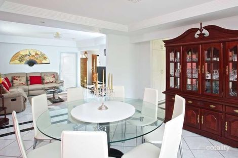 Property photo of 19 Dalby Court Helensvale QLD 4212