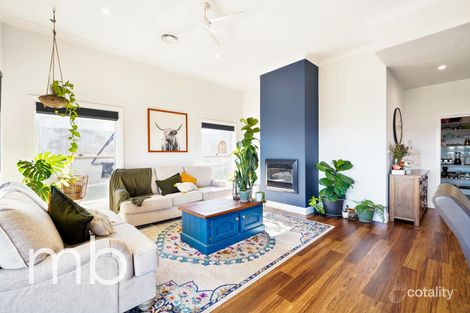 Property photo of 23 Buckland Drive Orange NSW 2800