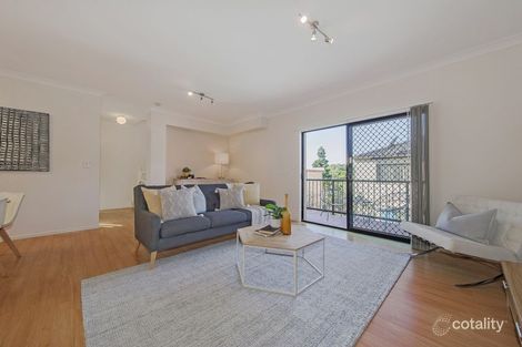 Property photo of 4/22 Pembroke Road Coorparoo QLD 4151
