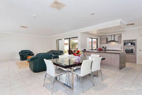 Property photo of 30 Camden Boulevard Aubin Grove WA 6164