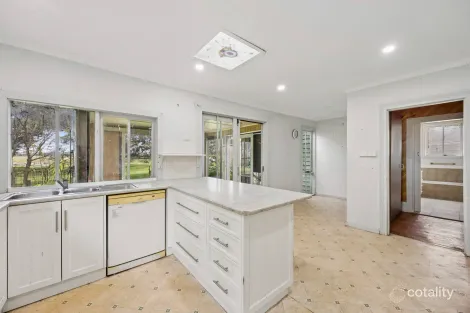 Property photo of 16 Camperdown-Lismore Road Lismore VIC 3324