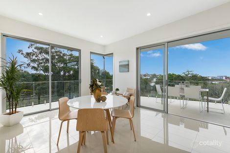 Property photo of 21/22 Bay Terrace Wynnum QLD 4178