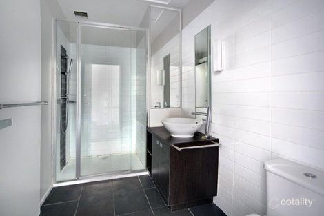 Property photo of 205/86 Altona Street Kensington VIC 3031