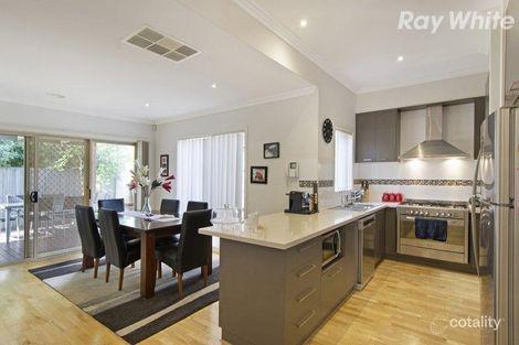 Property photo of 15 Treerise Boulevard Ferntree Gully VIC 3156