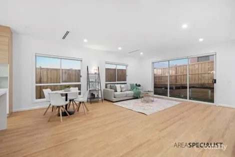 Property photo of 7 Monterey Way Pakenham VIC 3810