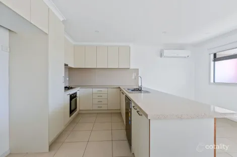 Property photo of 9/55B Oakwood Road Albanvale VIC 3021