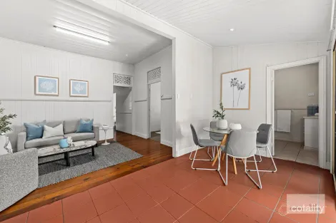 Property photo of 33 Gloucester Street Highgate Hill QLD 4101